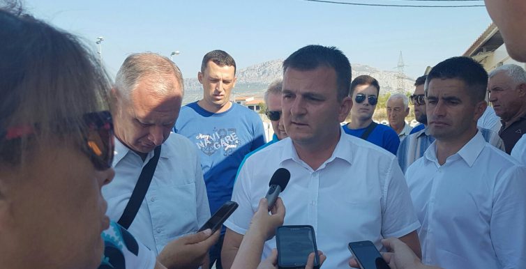 WhatsApp Image 2016-08-26 at 11.31.02